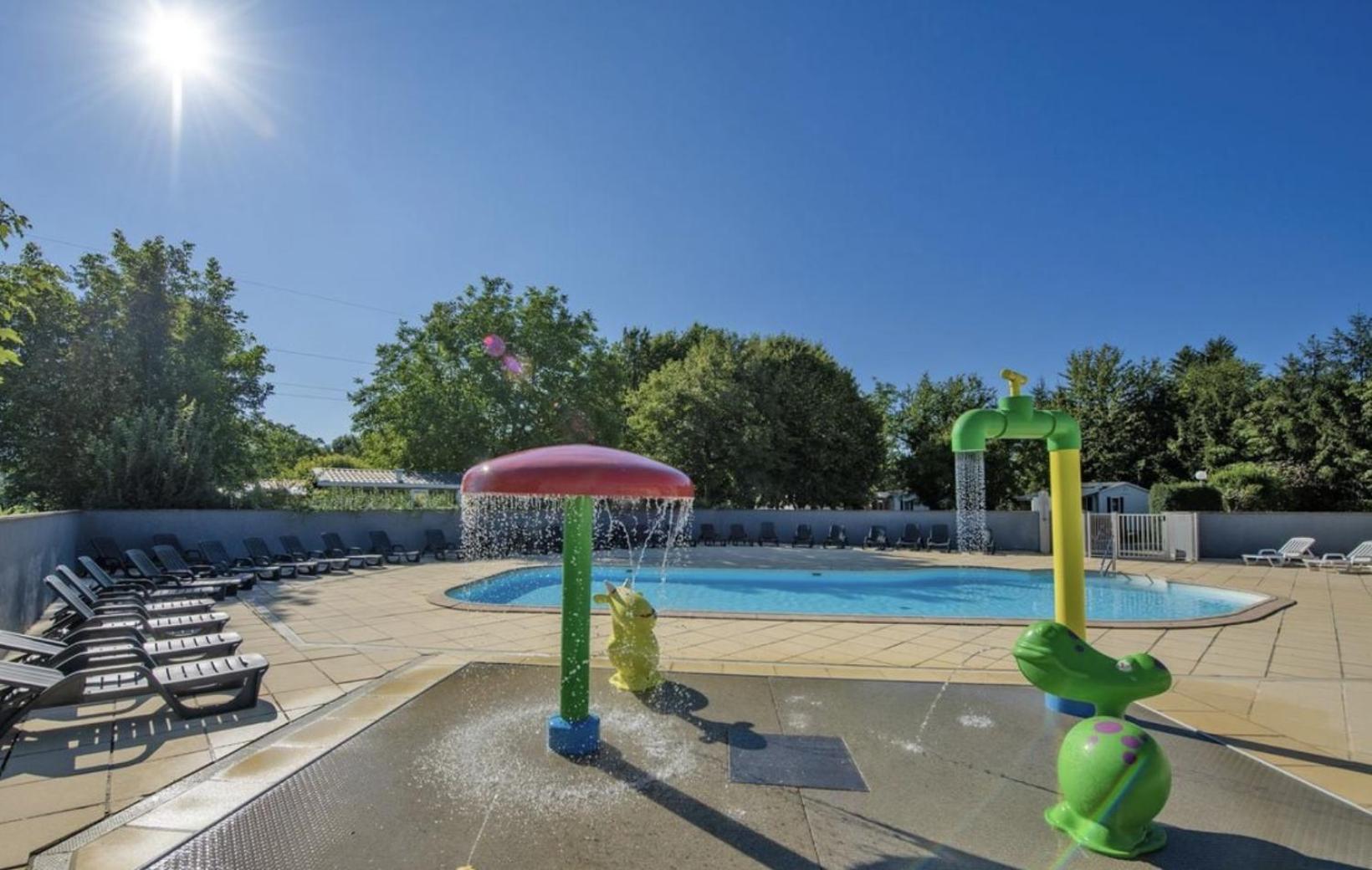 Le Muscat - Bungalow Pour 5 - Tv - Clim Boofzheim Bagian luar foto